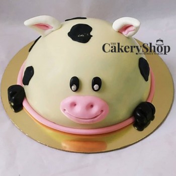 Cute Cow Pinata Cake