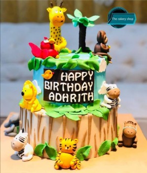 Cutest Jungle Theme Cake