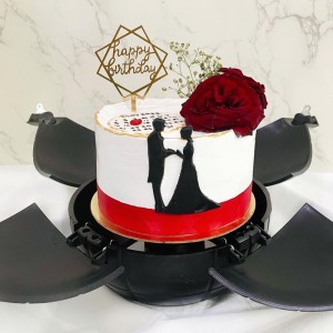 Love Couple Bomb Cake
