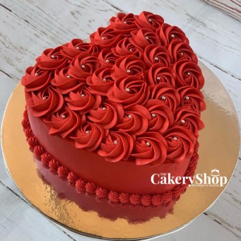Red Heart Cream Cake